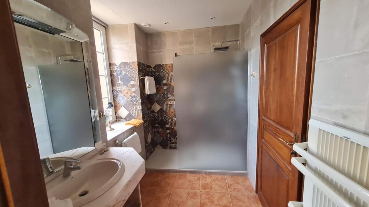La Casa Color Bed & Breakfast Lamagdelaine Ngoại thất bức ảnh