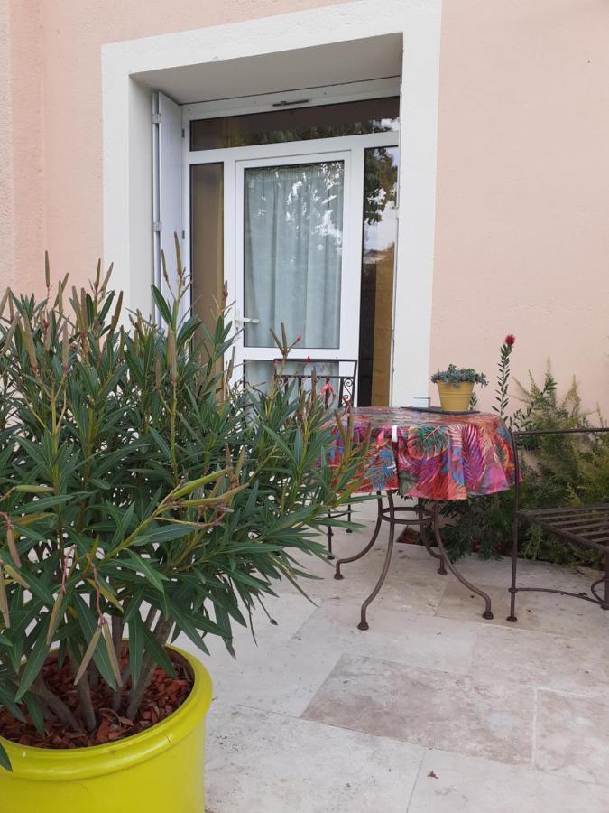 La Casa Color Bed & Breakfast Lamagdelaine Ngoại thất bức ảnh
